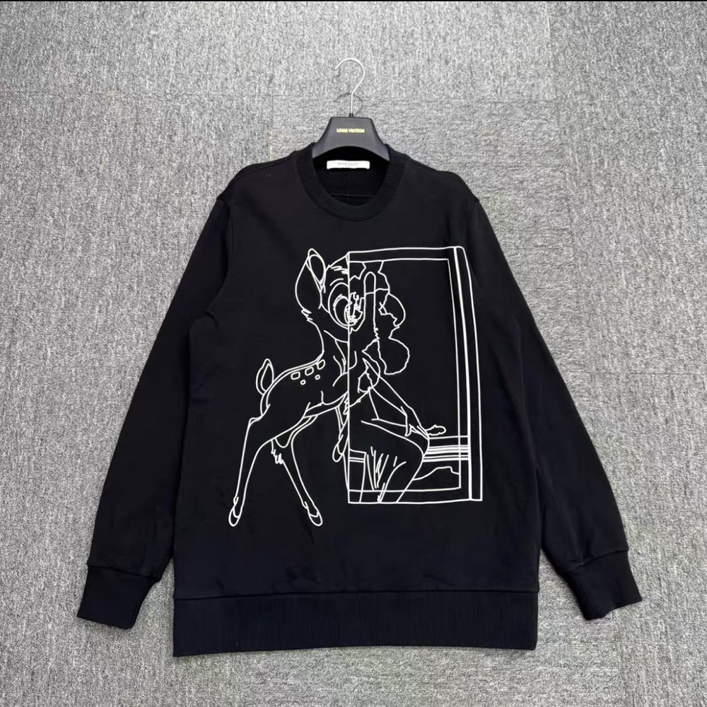 🚩steal authentic Givenchy Black Graphic Shorts